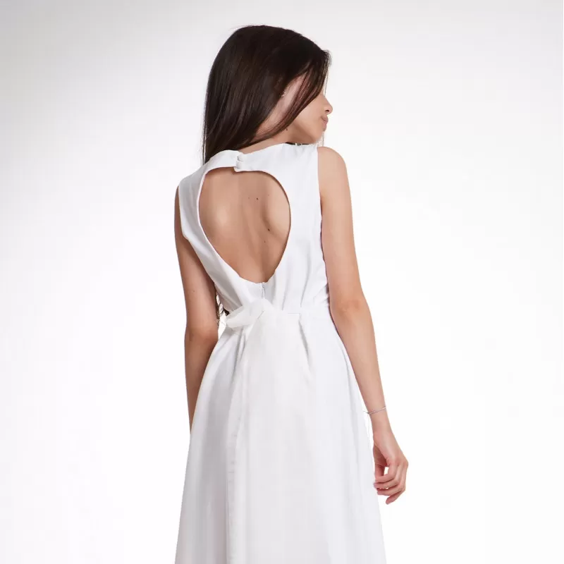 HALJINA LEONA WHITE 